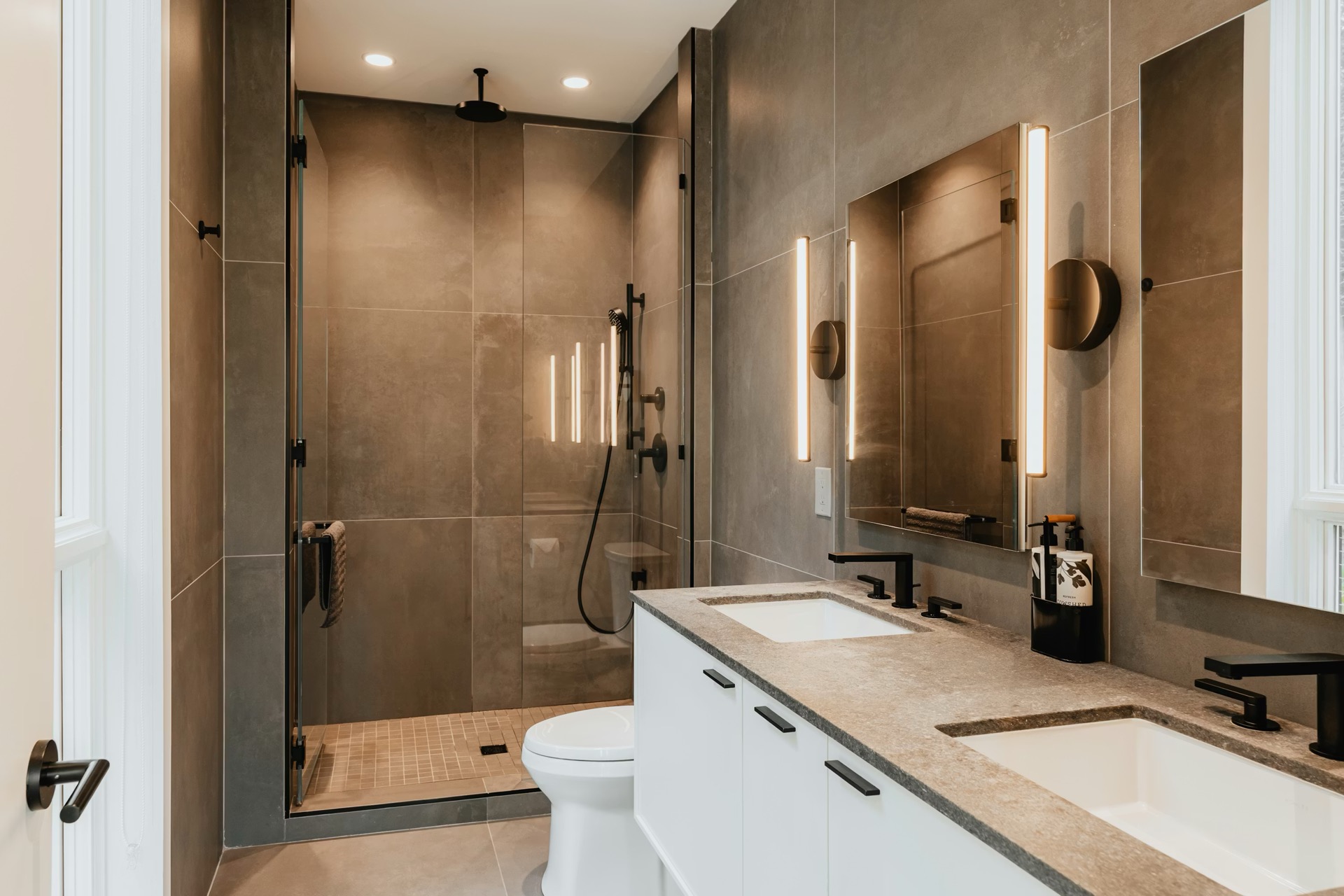 Contemporary wet room with rainfall shower